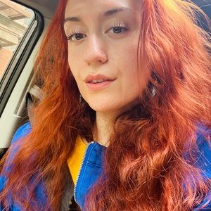 Meet your Posher, Elizabeth